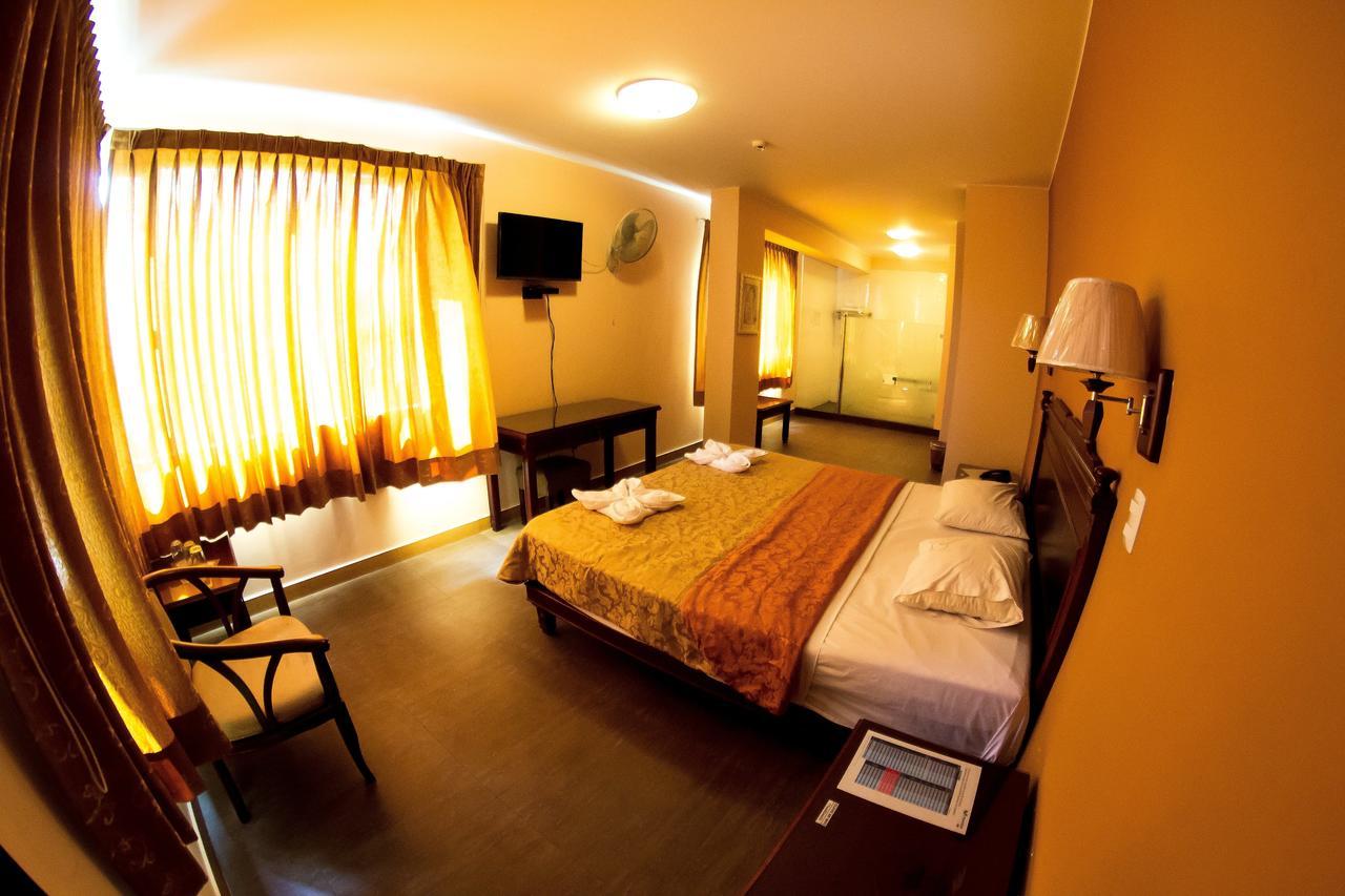 Hotel La Primacia Ліма Екстер'єр фото